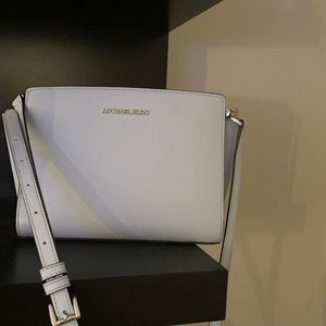 Clean and barely used